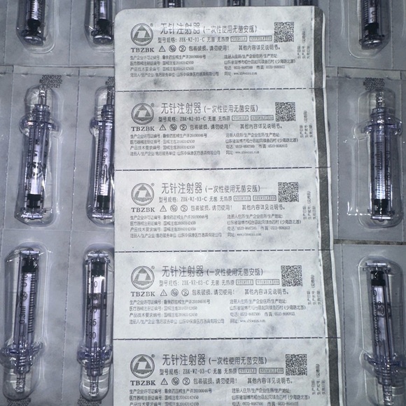 Rose gold dual hyaluron pen - Picture 3 of 3